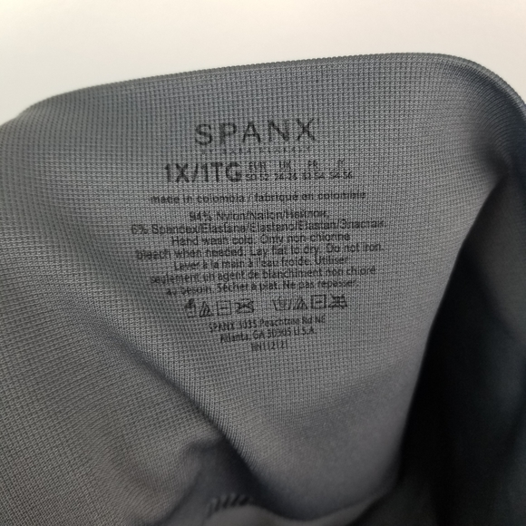 SPANX Look at Me Now seamless blue tie dye crop leggings 1X - Picture 11 of 15